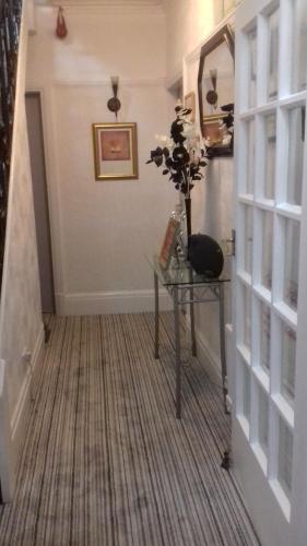 Elmfield - image 8