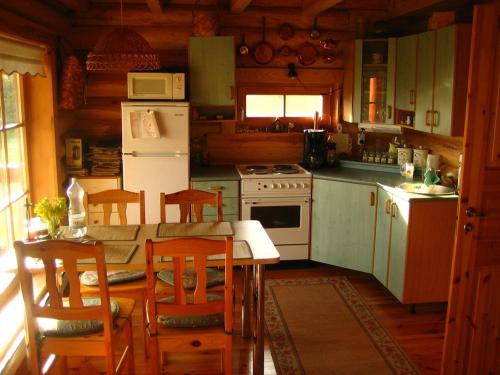 Poodli Holiday Home in Kivi