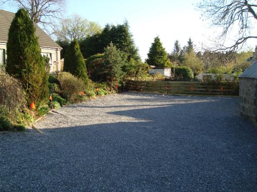Willowbank - image 12