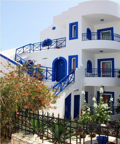  Psaras Apartments, Pension in Stalida