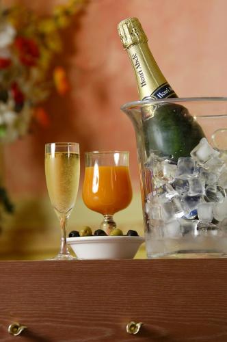 Logis Le Midland - image 11