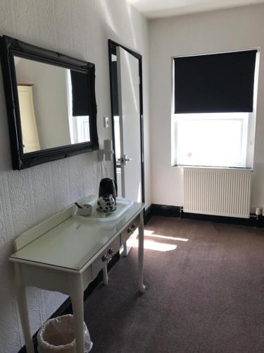 Edelweiss Guest House - main image