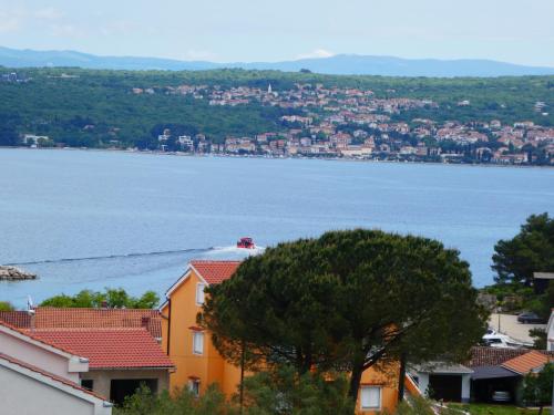  Apartments Pension Fredy, Ferienwohnung in Porat