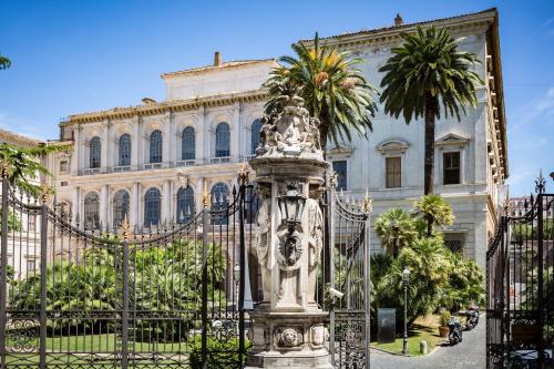 Trevi Fountain Guesthouse - image 4