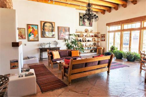 Casa Benavides Inn – Taos, NM