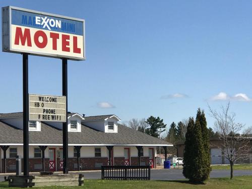 Exxon Quik Stop & Motel - Accommodation - Wausaukee