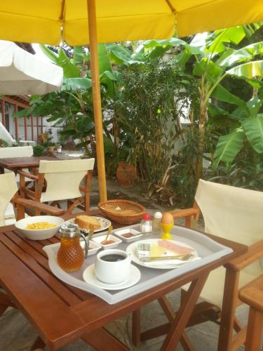 Eten en drinken, Oinoi Hotel near Ikaria Island National Airport