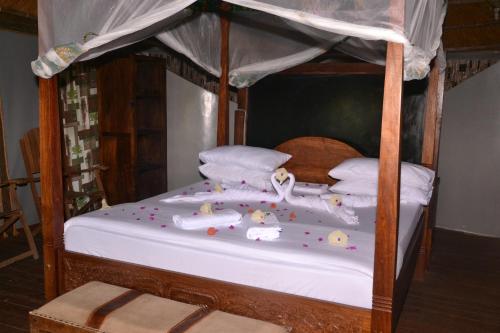 Mabata Makali Luxury Tented Camp