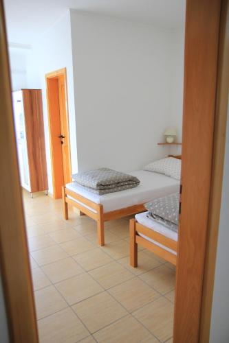 Hostel Tina - image 4