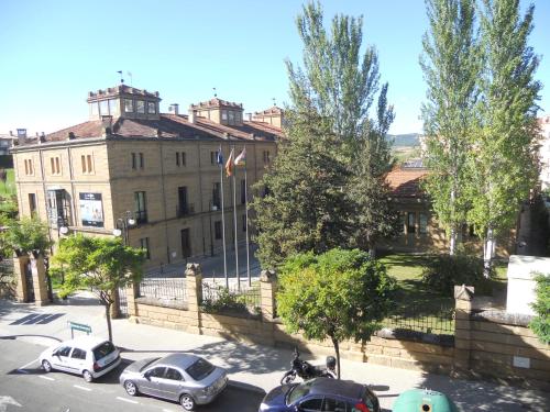  Apartamento Estación Enológica, Pension in Haro bei Miranda de Ebro