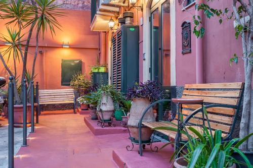 One-Bedroom Apartment with Balcony - Split Level image 4