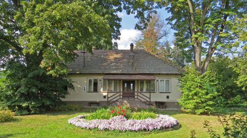 Viesnīcas āriene, Tarjányi Vendégház (Tarjanyi Vendeghaz) in Recsk