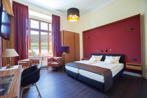Book the Double Room with view to river Moselle Double Room with view to river Moselle