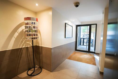 Serennia Cest Apartamentos Arc de Triomf - image 13