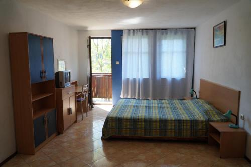 Guestrooms Ross