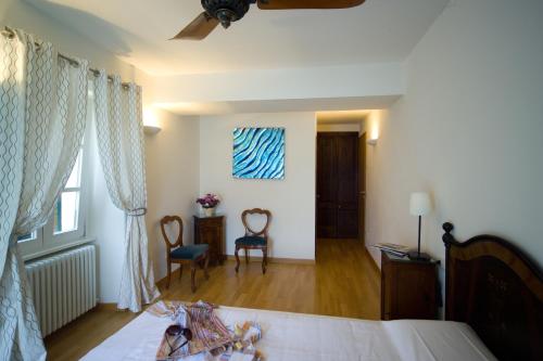Albergo Milano - Tap to explore photos