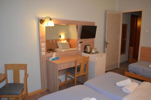 Rozos Hotel, Porto Heli (photo 9)