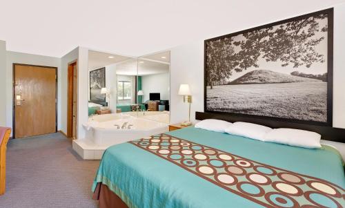 Super 8 By Wyndham Macomb in Macomb (IL)