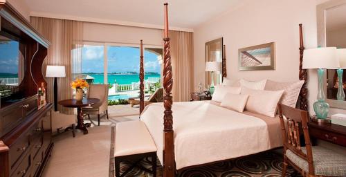 Sandals Royal Bahamian All Inclusive - Couples Only