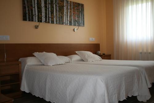 2 twin beds