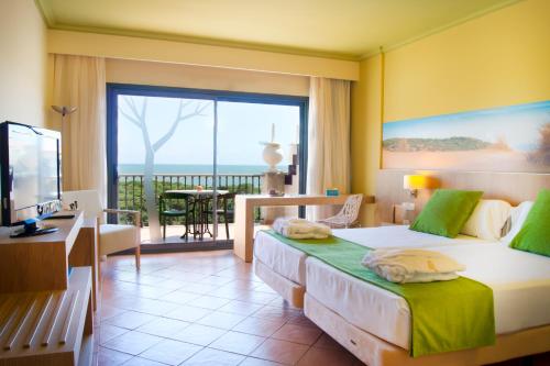 Tweepersoonskamer met 1 of 2 bedden, uitzicht op zee