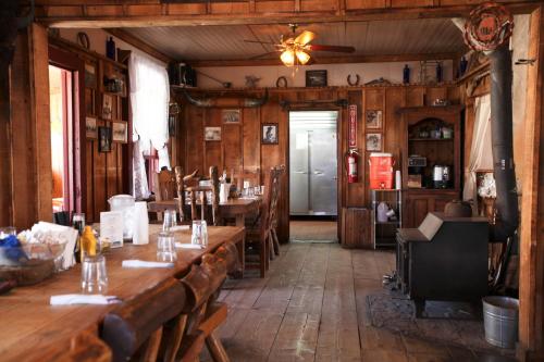 ห้องอาหาร, Grand Canyon Western Ranch in เมดวิว(แอริโซนา)