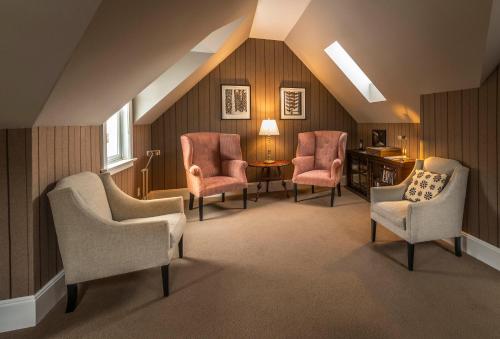 Dunton Town House Hotel - image 2