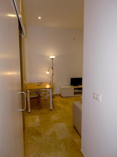 Minimalist Loft Center by gms apartamentos, Cordoue (photo 8)