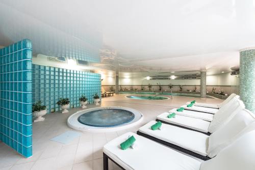 Sun Grove Villas & Spa - image 7