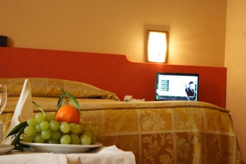 Hotel Tre Torri - image 2