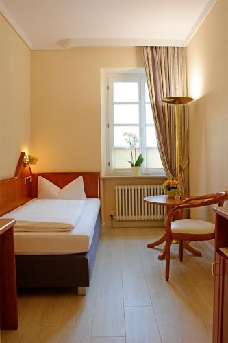 1 twin bed