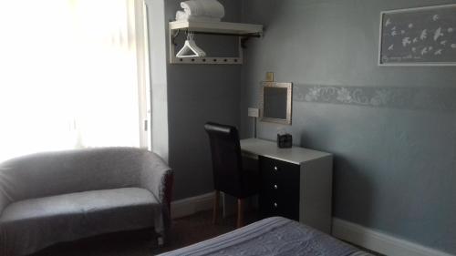 Superior Double Room image 5