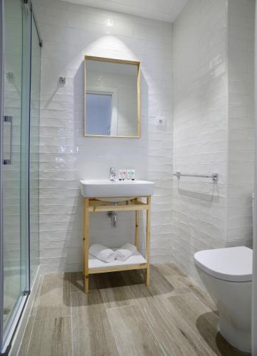 NQN Aparts & Suites - image 6