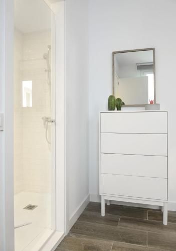 NQN Aparts & Suites - main image