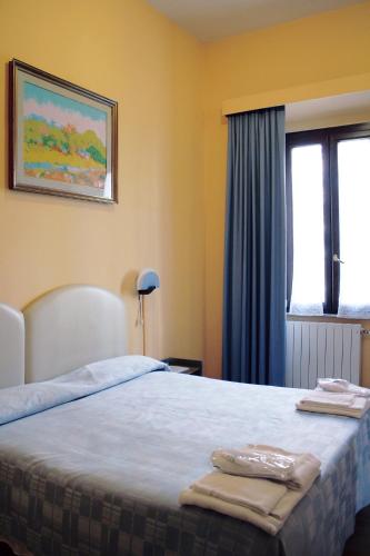 A Roma San Pietro Best Bed - image 5