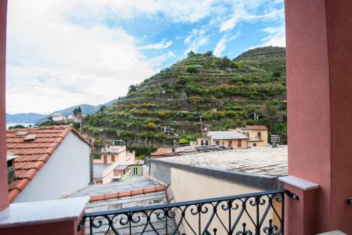 Luxury Apartments Manarola by Arbaspàa Room Type - Two-Bedroom Apartment - Via di Mezzo 26