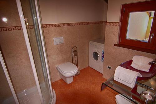 חדר אמבטיה, Casa Meraviglia in טרמזו