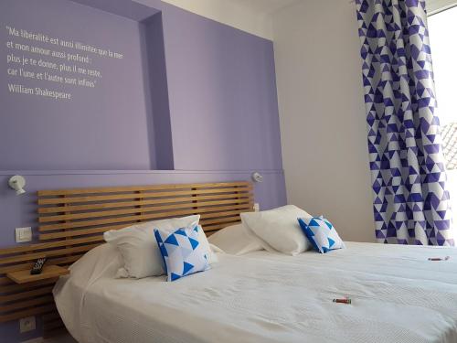 Twin Room with Balcony