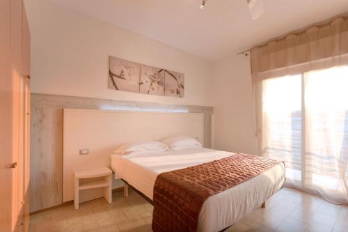 Executive Suite image 2