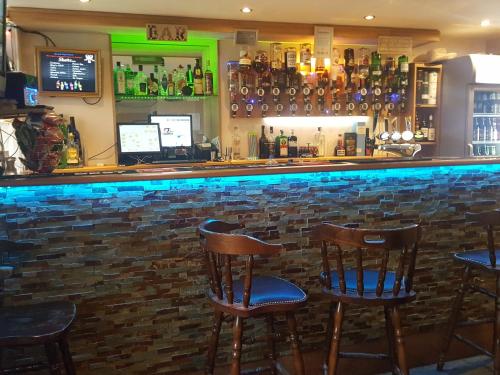 The Spread Eagle Hotel - image 2