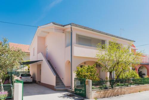  Apartments Matic Vodice, Pension in Vodice bei Gaćelezi