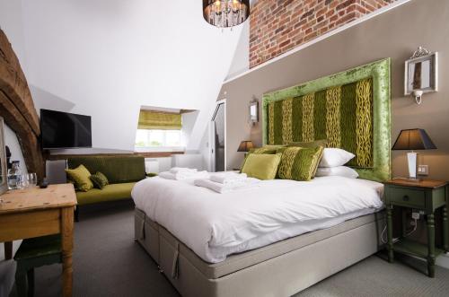 The Dog At Wingham The Dog At Wingham