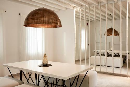 Absolute Mykonos Suites & More - image 5