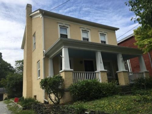Riley House - image 12