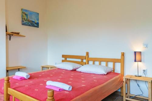 Studio Apartment image 2