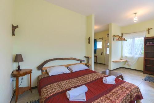Triple Room with Garden View image 1