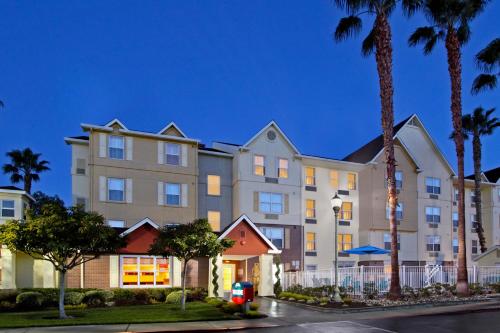 TownePlace Suites Newark Silicon Valley – Newark, CA