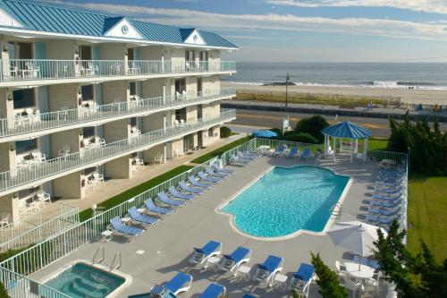 Sea Crest Inn - 해변