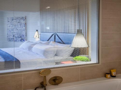 1 queen bed