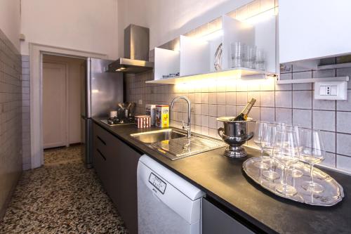 Rialto Design Boutique Apartment - image 12